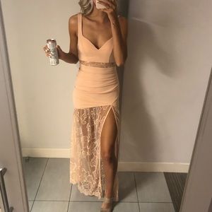NWT Blush Pink Lace Trim Gown